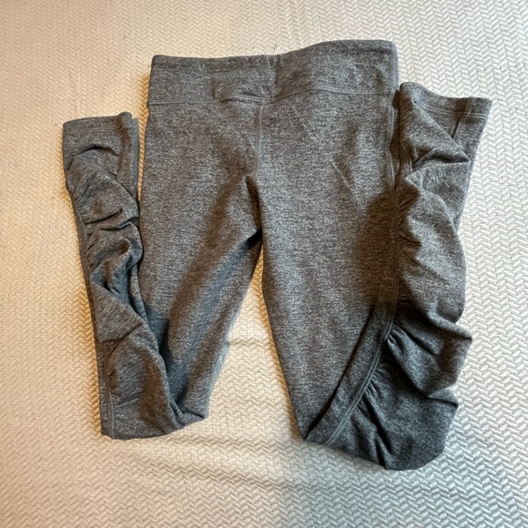 VGUC Ivivva kids  size 8 leggings - Picture 1 of 5